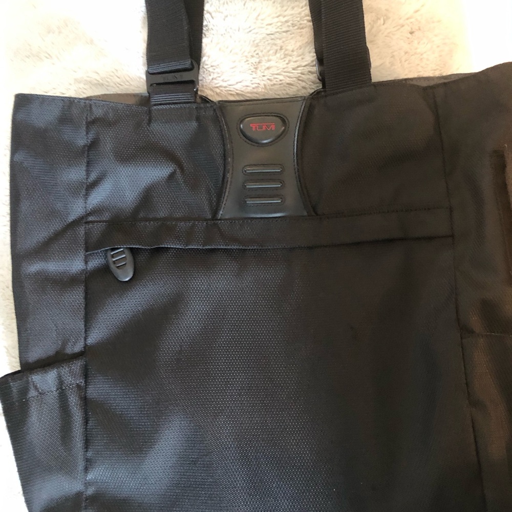 Tumi Black Nylon Carry-All Tote with Sturdy Straps